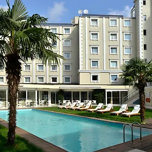 By Ihg ***** Istanbul