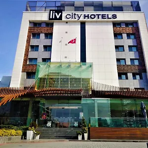 Liv *** Istanbul